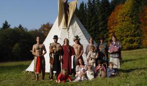 Podzimní indiánské táboření 2012